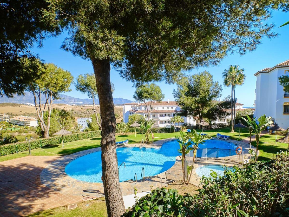 Ferienwohnung RANCHO B PENTHOUSE, 2 POOLS, VIEWS AND WiFi La Cala De Mijas Exterior foto